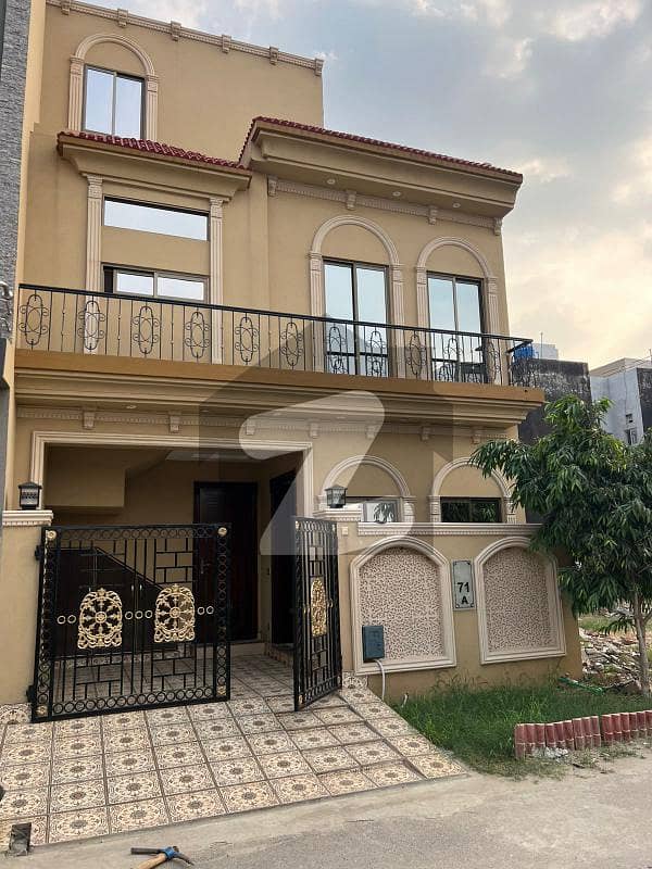 3 Marla Modern Beautiful House Is Available For Sale In Al Kabir Town