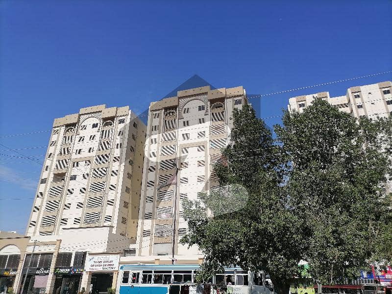 سٹی ٹاور اینڈ شاپنگ مال یونیورسٹی روڈ,کراچی میں 2 کمروں کا 4 مرلہ فلیٹ 1.0 کروڑ میں برائے فروخت۔