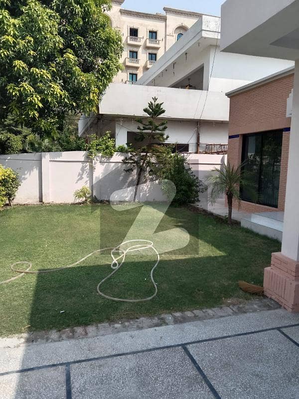 1 kanal single story house with basement unique option lowest rent in DHA