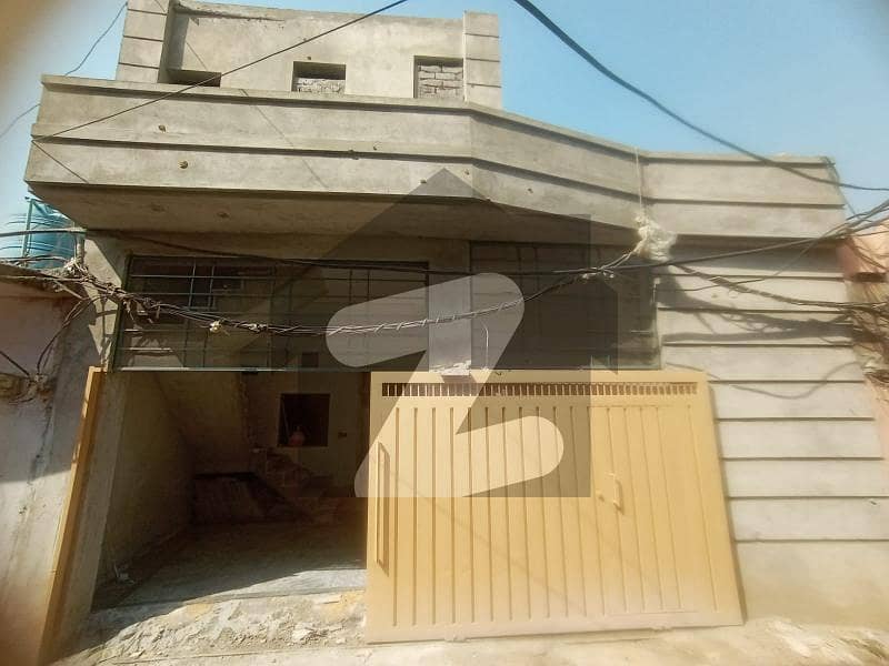 گولڑہ روڈ اسلام آباد میں 3 کمروں کا 4 مرلہ مکان 85.0 لاکھ میں برائے فروخت۔