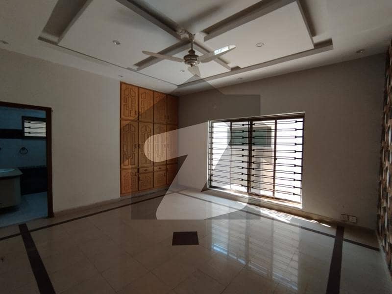 1 Kanal Corner+ Full Basement House For Sale In Bahria Town Phase 3