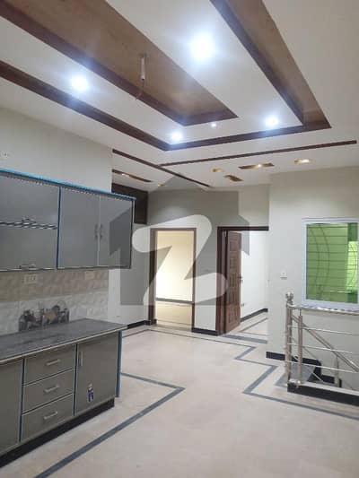 میسرائل روڈ راولپنڈی میں 4 کمروں کا 4 مرلہ مکان 1.35 کروڑ میں برائے فروخت۔