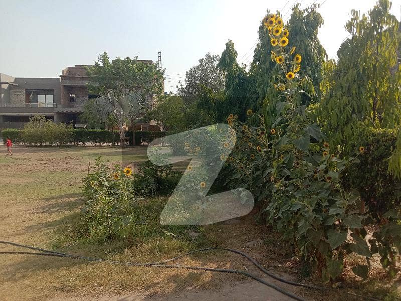 3 Marla 3 Bed House With Large Garage At Makka Garden Canal Road Faisalabad