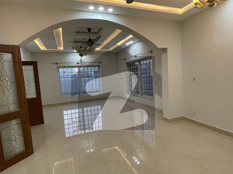 22 Marla House For Rent In Bahria Town Phase 8 Rawalpindi