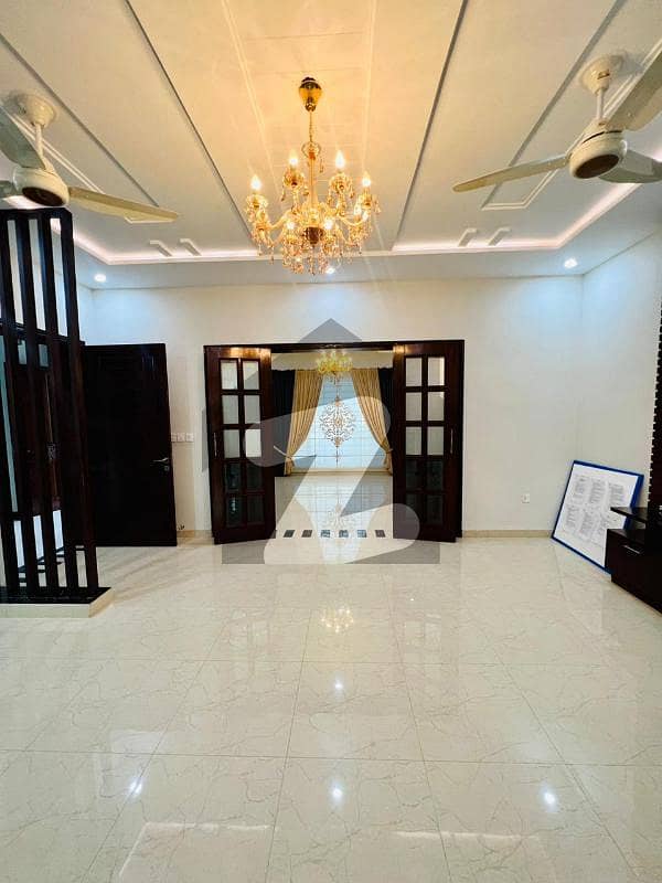 Bahria Enclave Islamabad sector c1 Extension 10 Marla brand new house available for rent