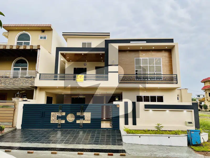 ELEGANT 14 MARLA BRAND NEW DOUBLE STORY HOUSE FOR SALE