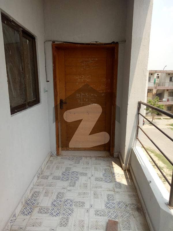 خیابانِ امین ۔ بلاک ایل خیابانِ امین,لاہور میں 2 کمروں کا 5 مرلہ فلیٹ 37.0 لاکھ میں برائے فروخت۔