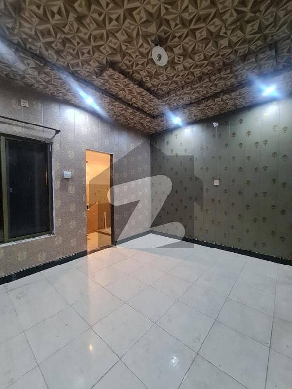 2.5 Marla Triple Storey Fully Furnished House For Sale In Nishtar Colony