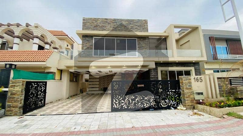 Bahria Town Phase 8 Usman D 22 Marla House 5 Bad Room 2 Kitchen With Extra Lawn 3 Marla Brand New House
