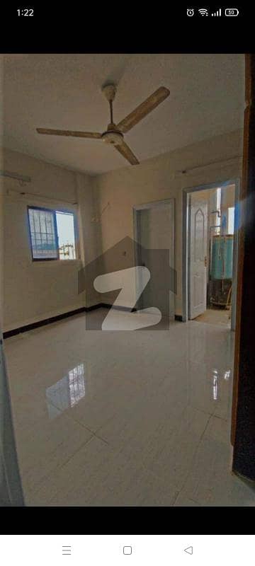 گلشنِ اقبال - بلاک 13 ڈی گلشنِ اقبال,گلشنِ اقبال ٹاؤن,کراچی میں 3 کمروں کا 1 کنال دفتر 2.0 لاکھ میں کرایہ پر دستیاب ہے۔