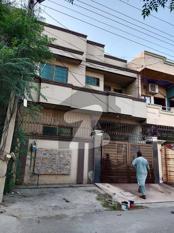 5 Marla Lower Portion Upper Lock For Rent In R2 Block Johar Town Lahore