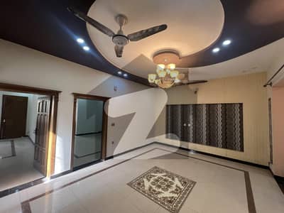 سوان گارڈن ۔ بلاک ای سوان گارڈن,اسلام آباد میں 5 کمروں کا 11 مرلہ مکان 1.0 لاکھ میں کرایہ پر دستیاب ہے۔