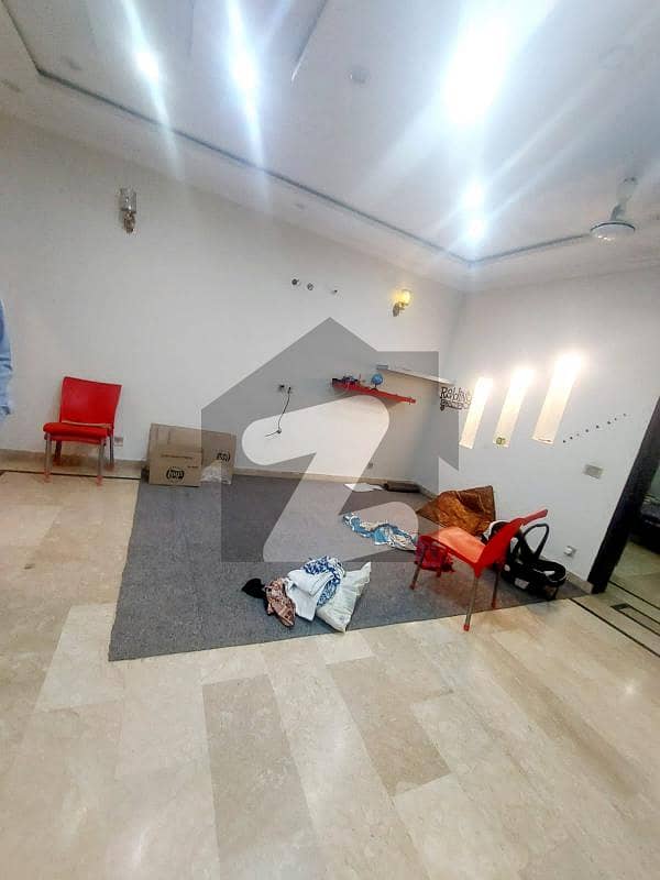 پارک ویو سٹی ۔ ٹوپز بلاک پارک ویو سٹی,لاہور میں 3 کمروں کا 10 مرلہ مکان 60.0 ہزار میں کرایہ پر دستیاب ہے۔