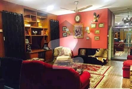 عسکری 5 عسکری,لاہور میں 3 کمروں کا 10 مرلہ فلیٹ 4.0 کروڑ میں برائے فروخت۔