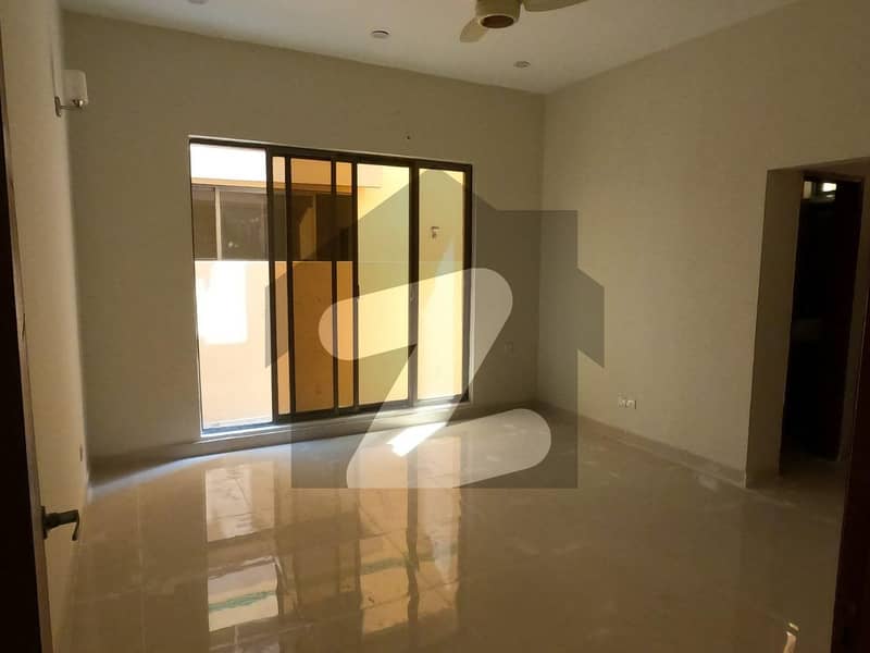 Nhs Mauripur 350 Square Yards Bungalow Available For Sale