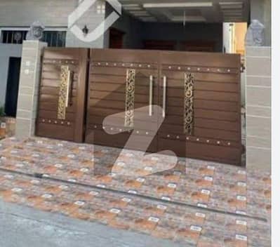 Avail Yourself A Great 1575 Square Feet House In Officers Colony 2