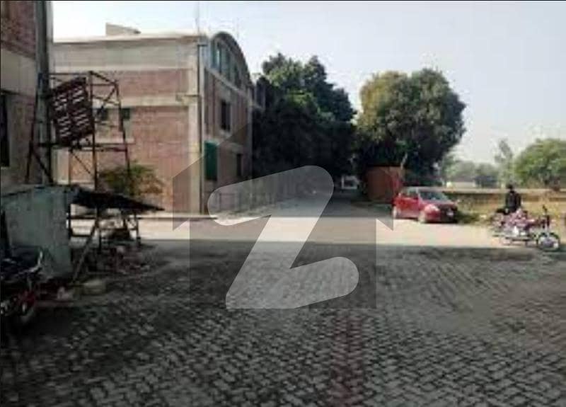 14 Kanal Commercial Property / Space Available For Rent on Main Raiwind Road.