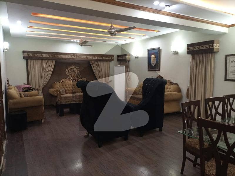 1 KANAL OWNER BUILD WELL MAINTAIN HOUSE NEAR PARAGON CITY Green City