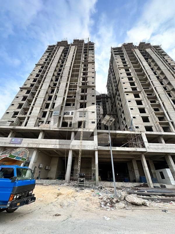 کلاچی کوآپریٹیو ہاؤسنگ سوسائٹی کراچی میں 4 کمروں کا 9 مرلہ فلیٹ 3.5 کروڑ میں برائے فروخت۔
