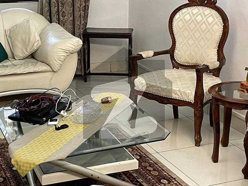 رفیع پریمیر ریذیڈنسی سکیم 33,کراچی میں 3 کمروں کا 8 مرلہ فلیٹ 52.0 ہزار میں کرایہ پر دستیاب ہے۔