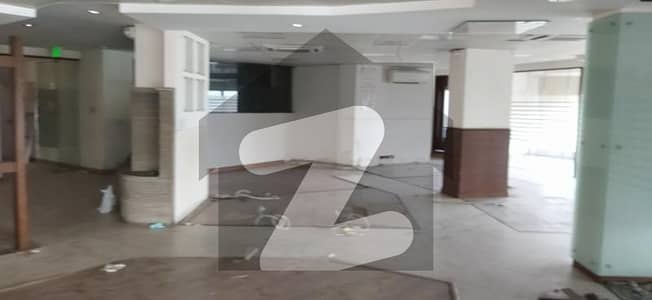 Park Tower Clifton Karachi Office Space Sea And Facing On Rent