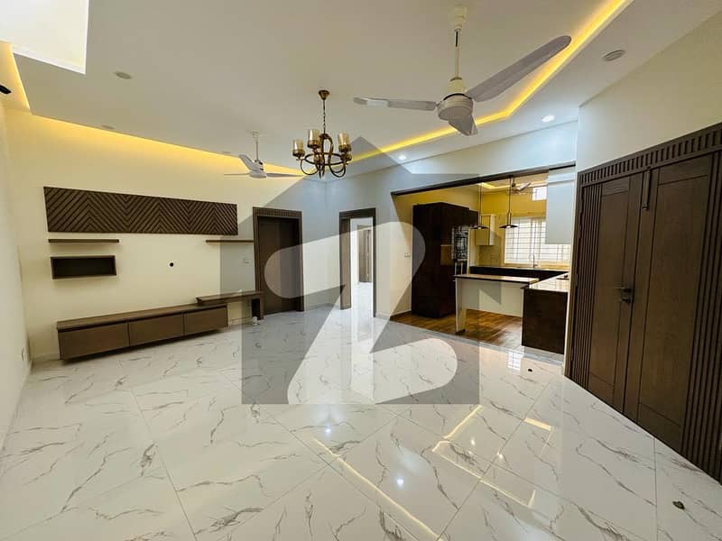 10 Marla Designer House For Sale In Bahria Enclave Islamabad