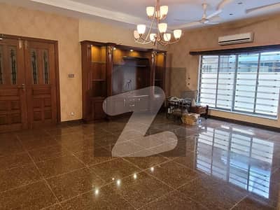 1 Kanal Full House Available For Rent Bahria Town Phase 2 Near To Market Near To Park Near To Masjid