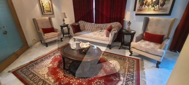 ڈی ایچ اے فیز 2 ڈیفنس (ڈی ایچ اے),لاہور میں 4 کمروں کا 12 مرلہ مکان 3.5 کروڑ میں برائے فروخت۔