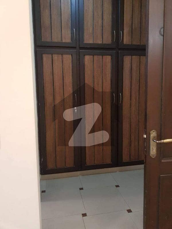 ویسٹ وُوڈ ہاؤسنگ سوسائٹی لاہور میں 3 کمروں کا 1 کنال بالائی پورشن 70.0 ہزار میں کرایہ پر دستیاب ہے۔