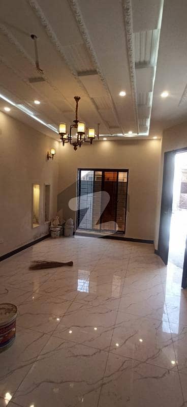 الکبیر ٹاؤن - فیز 2 الکبیر ٹاؤن,رائیونڈ روڈ,لاہور میں 3 کمروں کا 3 مرلہ مکان 1.1 کروڑ میں برائے فروخت۔
