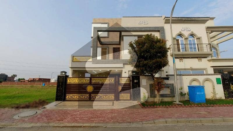Looking For A Prime Location House In Lahore