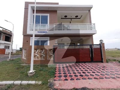 Want To Buy A Corner House In Islamabad?
