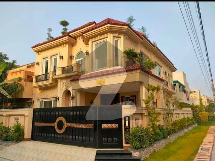 10 Marla House For Sale In Bahira Town Lahore