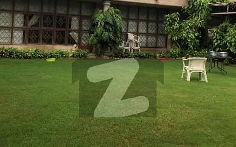 نارتھ ناظم آباد ۔ بلاک بی نارتھ ناظم آباد,کراچی میں 11 کمروں کا 1 کنال مکان 20.0 کروڑ میں برائے فروخت۔