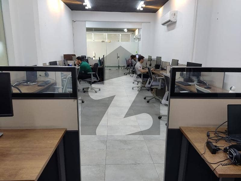 OFFICE FOR RENT ON PRIME LOCATION IN GULBERG III OFFICE FOR RENT ON PRIME LOCATION IN GULBERG III