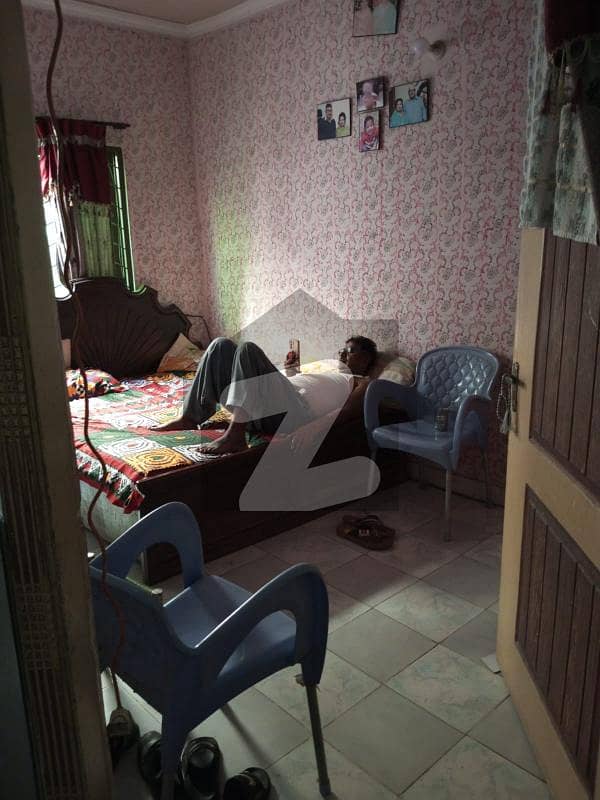 فرینڈز کالونی ملتان روڈ,لاہور میں 3 کمروں کا 3 مرلہ مکان 75.0 لاکھ میں برائے فروخت۔