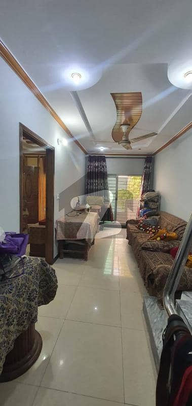 علامہ اقبال ٹاؤن ۔ ہُما بلاک علامہ اقبال ٹاؤن,لاہور میں 3 کمروں کا 3 مرلہ مکان 1.65 کروڑ میں برائے فروخت۔