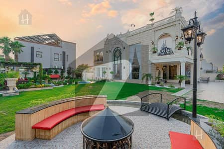 Near 80 Kanal H Block Park Victorian Design Full Basement Furnished ...