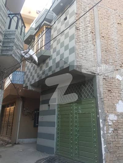 گلبرگ پشاور میں 4 کمروں کا 1 مرلہ مکان 1.05 کروڑ میں برائے فروخت۔