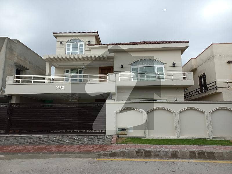 1 Kanal Brand New 3 Bedroom Upper Portion For Rent In Bahria Town Phase 4