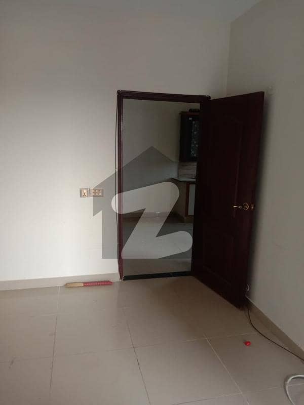 Spacious Flat Is Available In North Nazimabad - Block F For rent