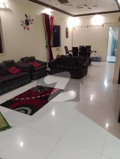 200 Square Yards Upper Portion In Karachi Is Available For Sale