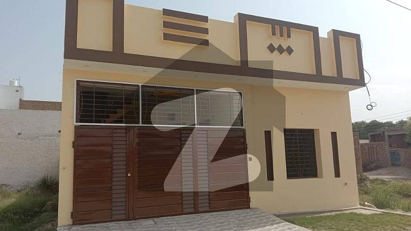 Canal garden yazman road New brand stylesh 4 marly single story house for sale