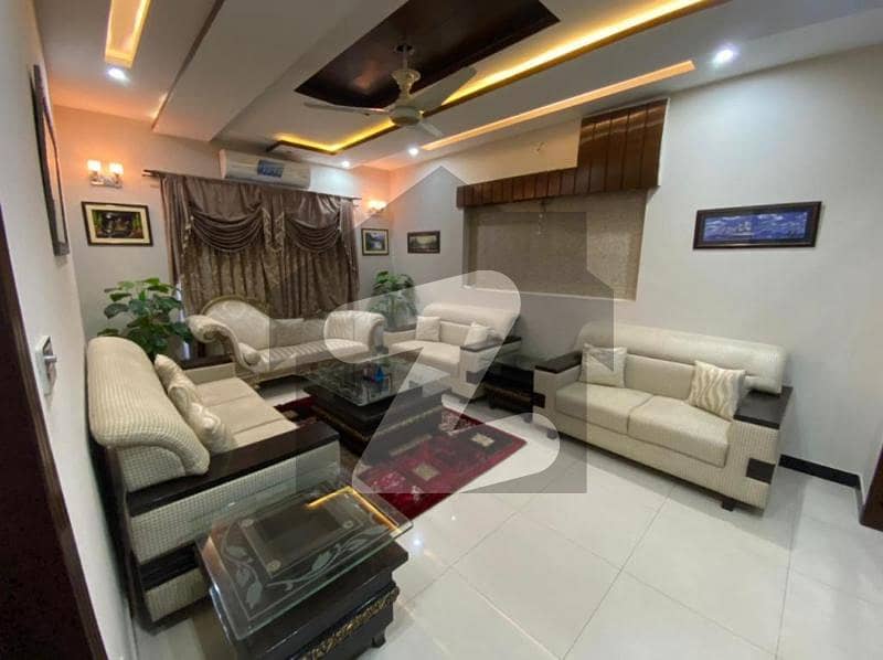 10 Marla Vip Fully Furnished House For Rent In Bahria Town