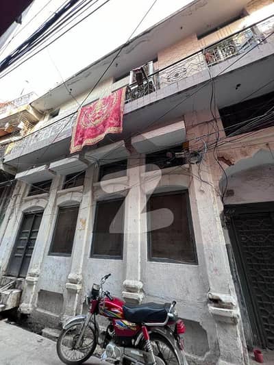 علامہ اقبال کالونی جمشید ٹاؤن,کراچی میں 4 کمروں کا 5 مرلہ مکان 1.5 کروڑ میں برائے فروخت۔