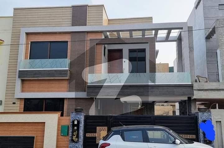 Lock Option 10 Marla Luxurious Brand New Upper Portion For Rent Lower Portion Lock Overseas A Block Bahria Town