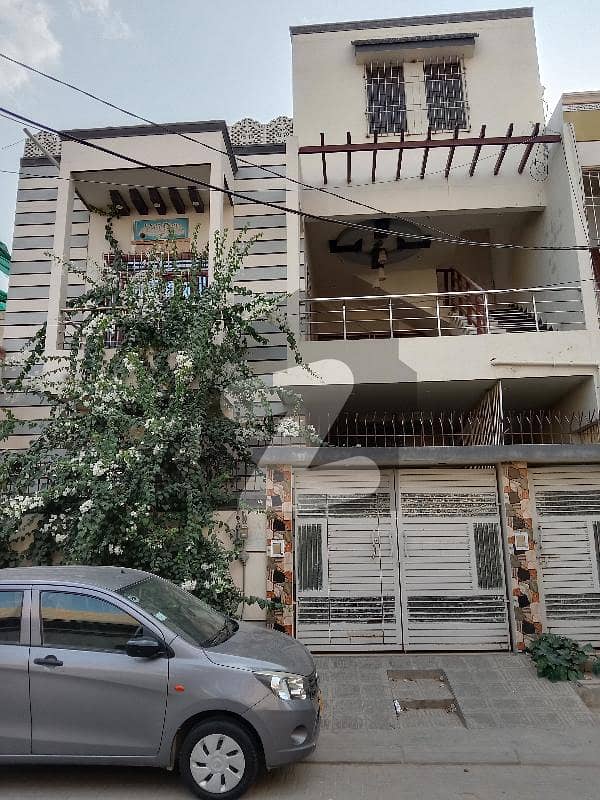 Gulshan kaniz Fatima society block 3 house for sale all utilities available and 400 square yards