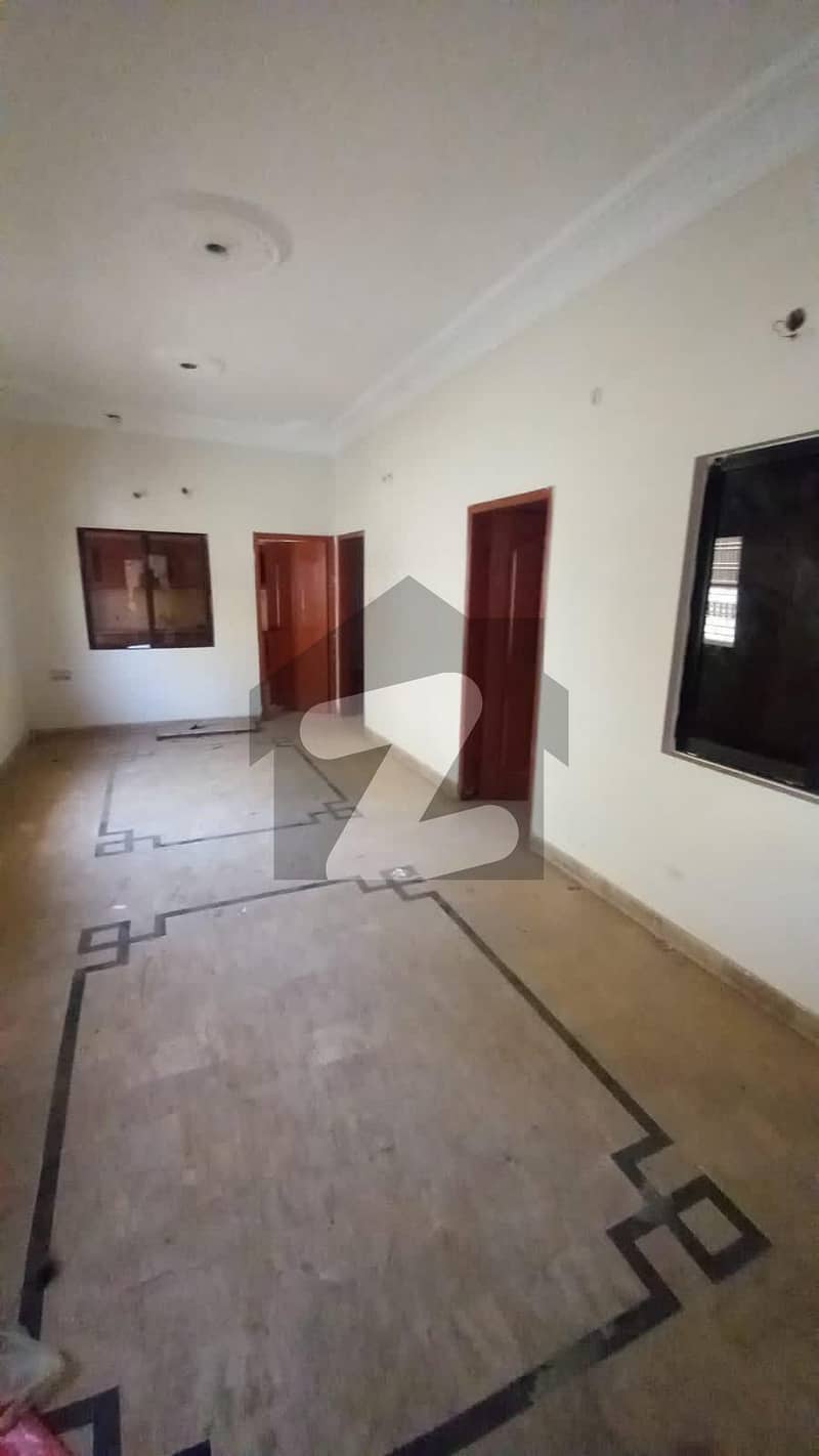 Upper Portion Of 120 Square Yards In Gulshan-e-Jamal For rent