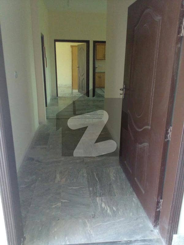 Banigala flat available for sale in Reasonabale price