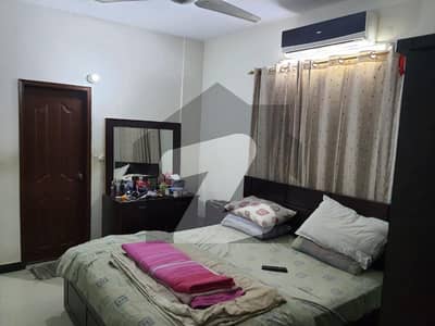 نارتھ ناظم آباد کراچی میں 3 کمروں کا 8 مرلہ بالائی پورشن 1.6 کروڑ میں برائے فروخت۔